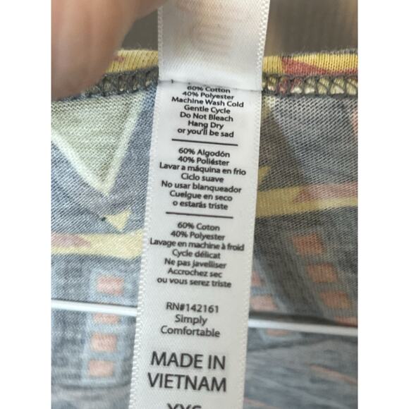 NWT LuLaRoe Classic T Shirt XXS Geometric Tribal Print Soft Comfy - Picture 6 of 9